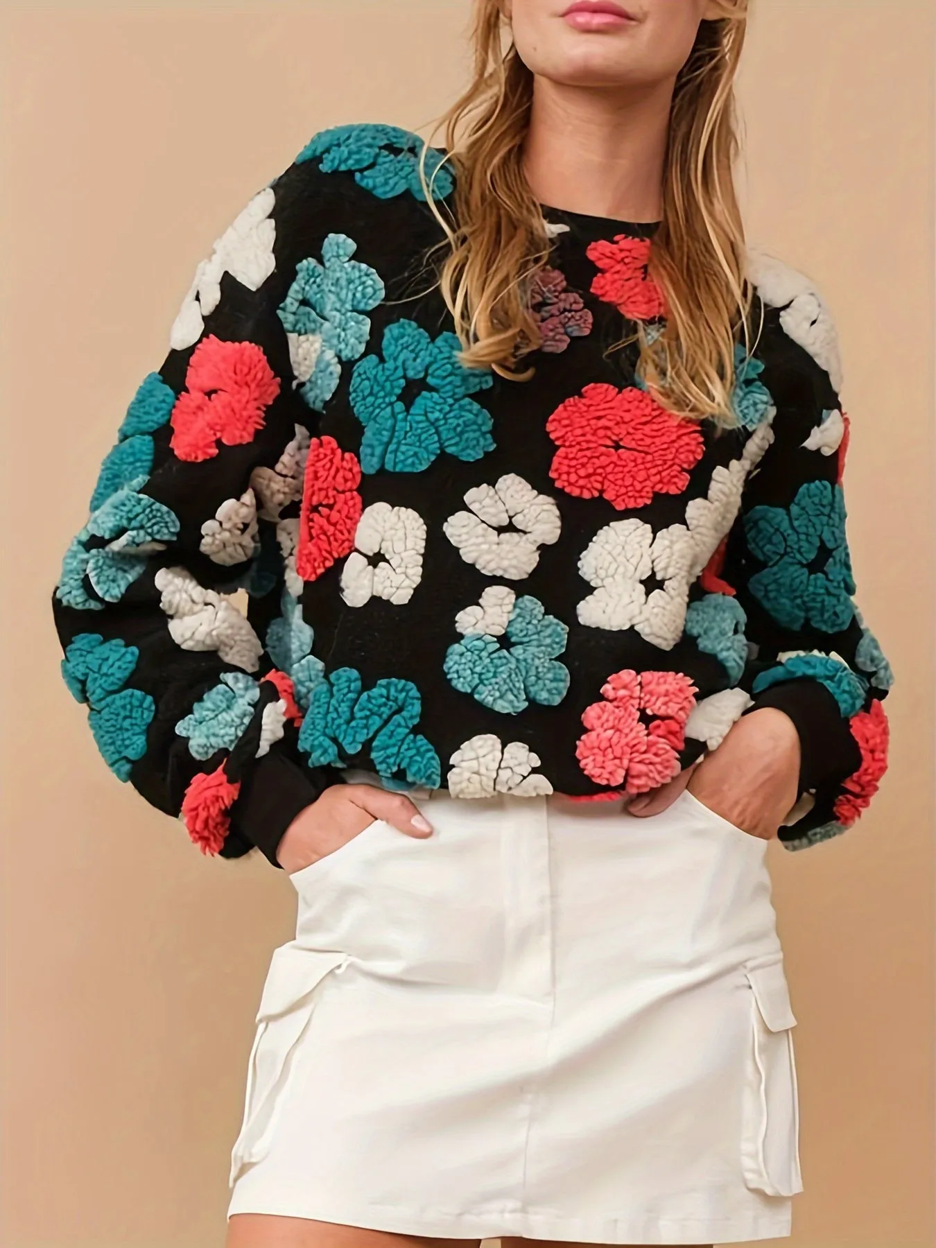 Chic Floral Patterned Womens Pullover Sweatshirt - Stylish & Warm, Long Sleeve Crew Neck for Autumn/Winter - A Fashionable Everyday Essential