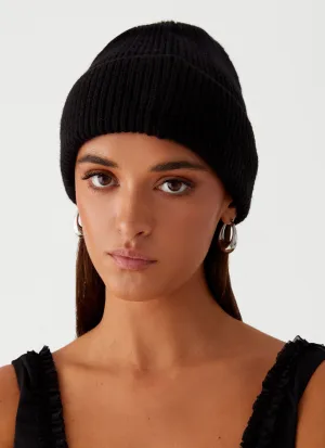 Chilling Knitted Beanie - Black