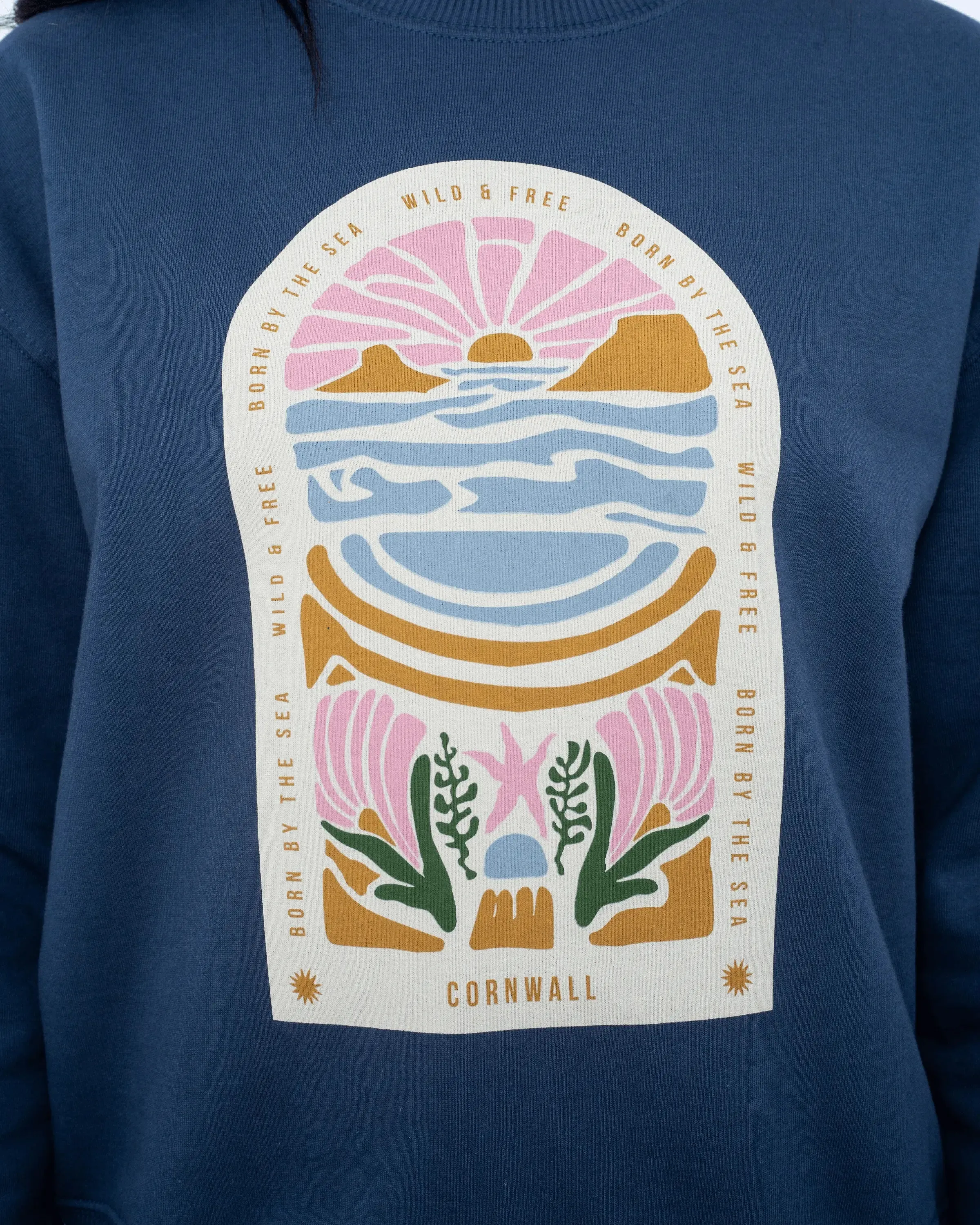 Cornwall Arch Sweatshirt in Denim Blue