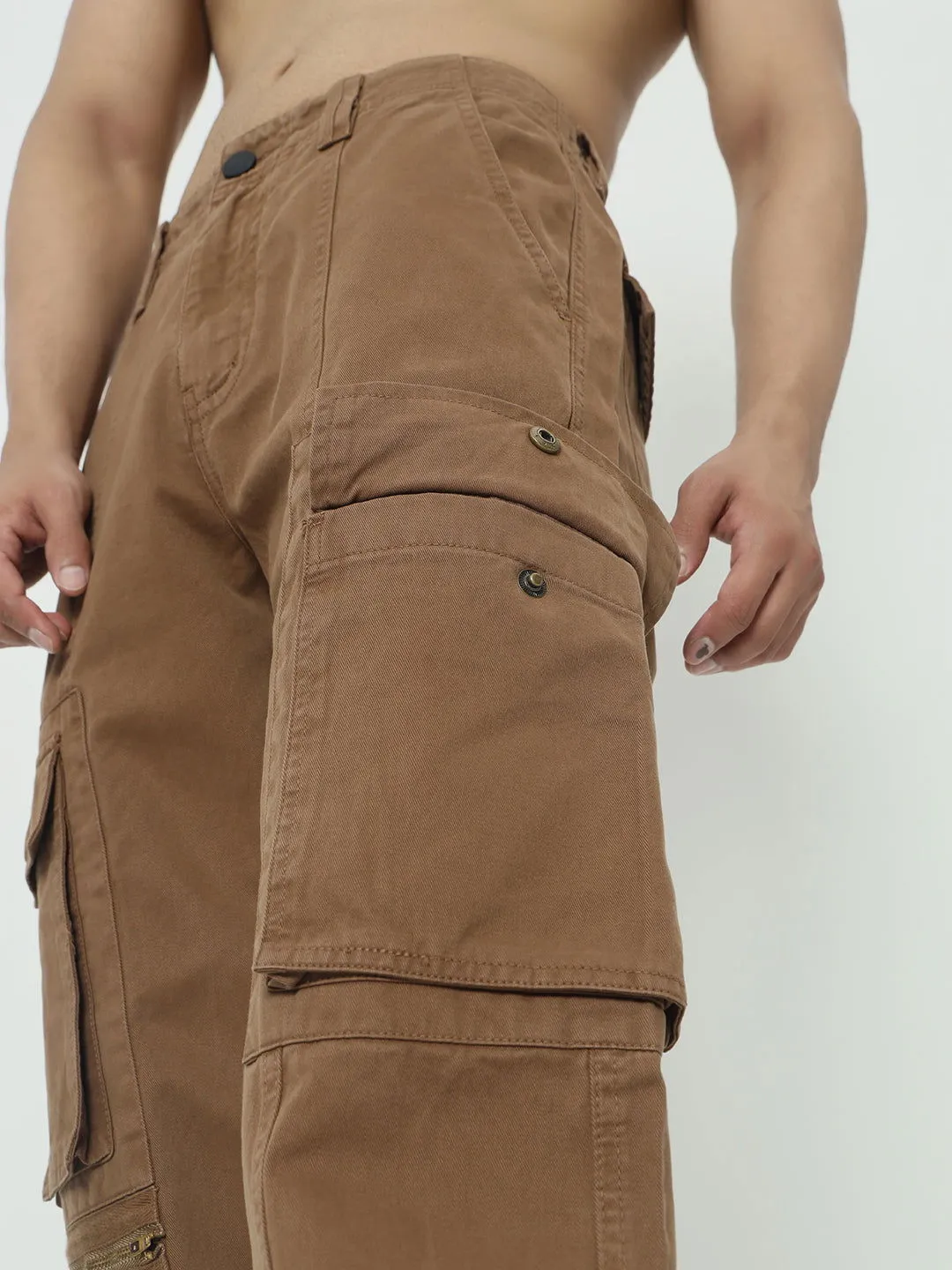 SAINTJONES-STREETWEAR KHAKI CARGO PANTS.