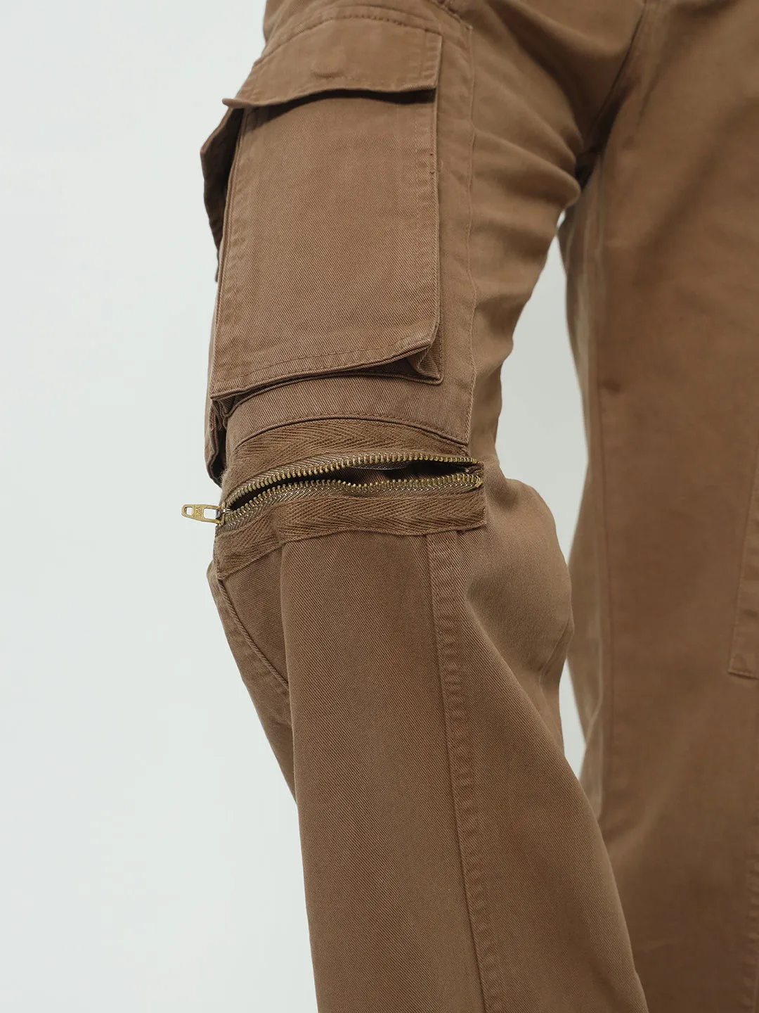 SAINTJONES-STREETWEAR KHAKI CARGO PANTS.