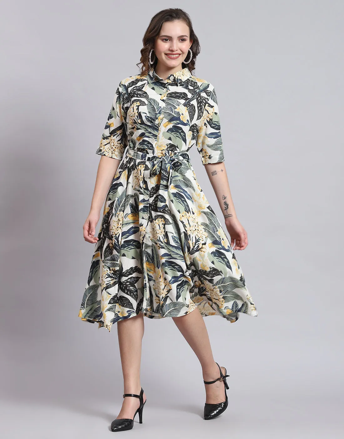 Women Green Printed Front Open Short Sleeve Dress